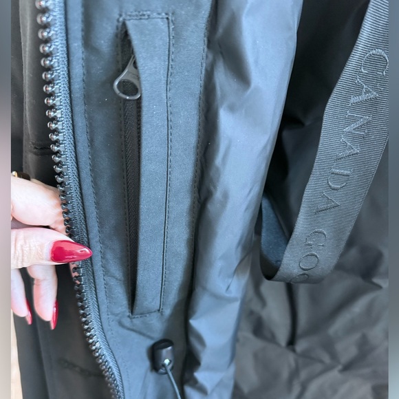 Canada Goose Rossclair Parka - Picture 5 of 14